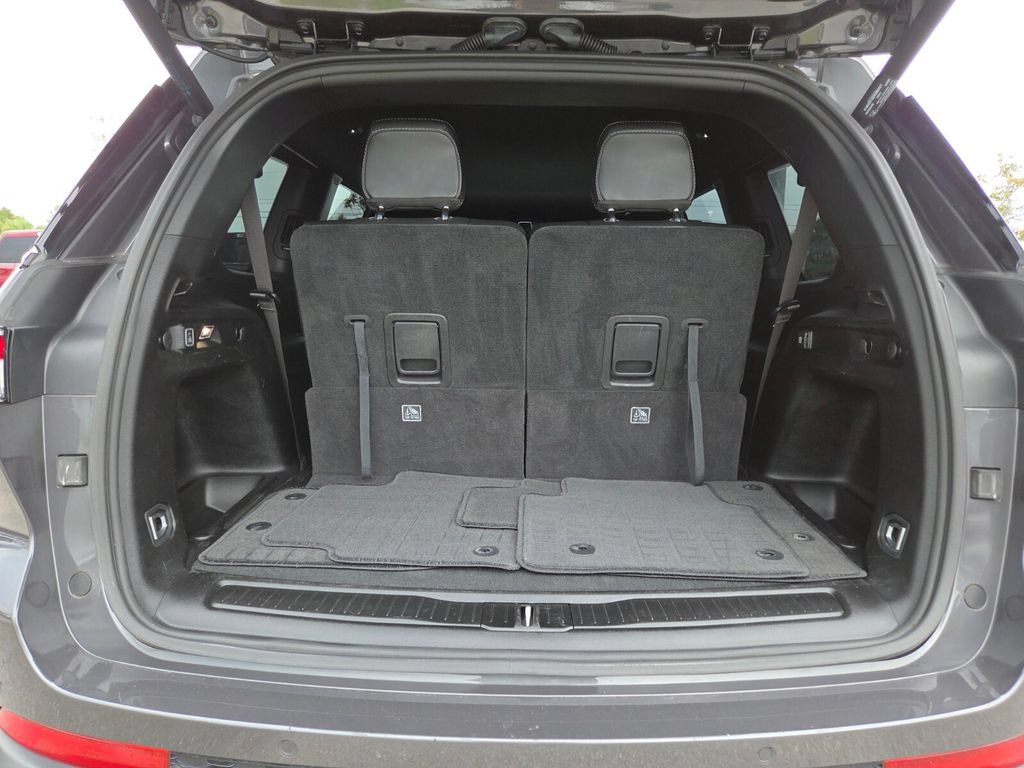 Used 2023 Jeep Grand Cherokee L Laredo RWD image 21