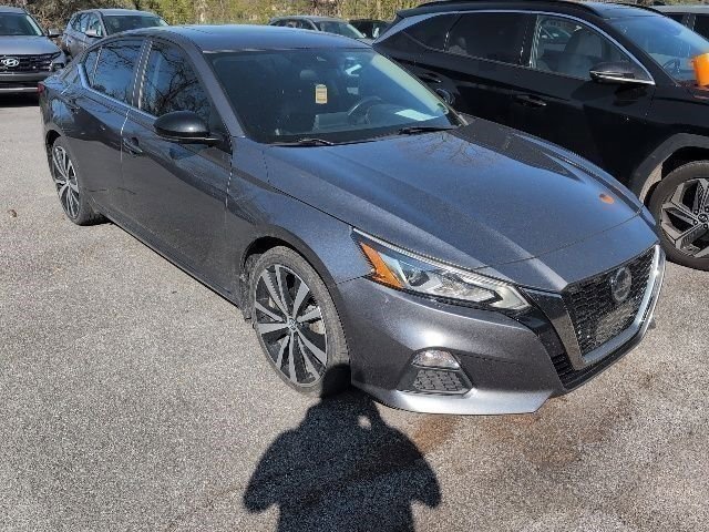 Used 2020 Nissan Altima 2.5 SR w/ Premium Package image 4