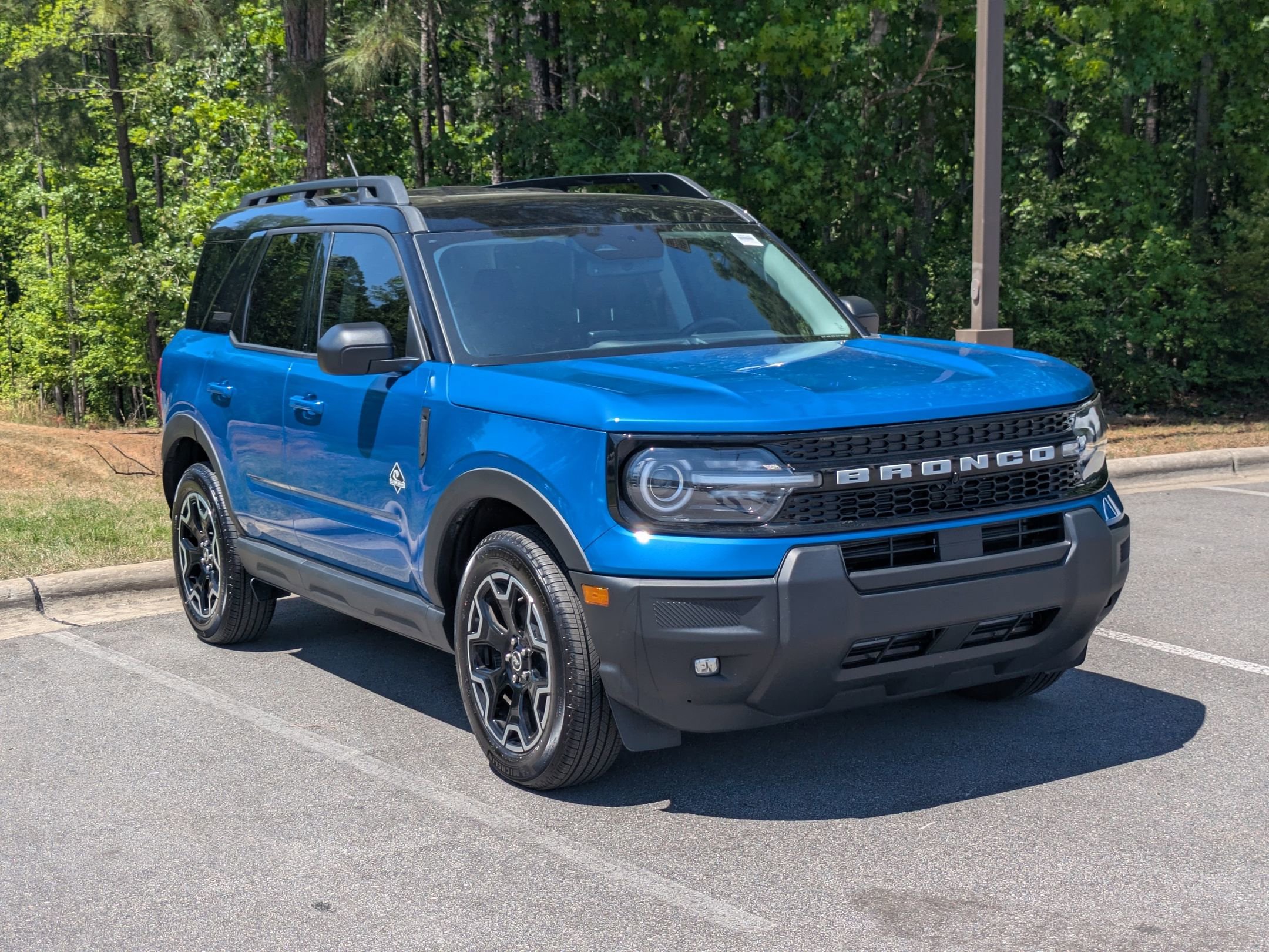 New 2025 Ford Bronco Sport Outer Banks AWD/4WD image 2