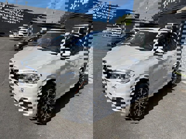 Used 2015 BMW X5 xDrive35d image 17