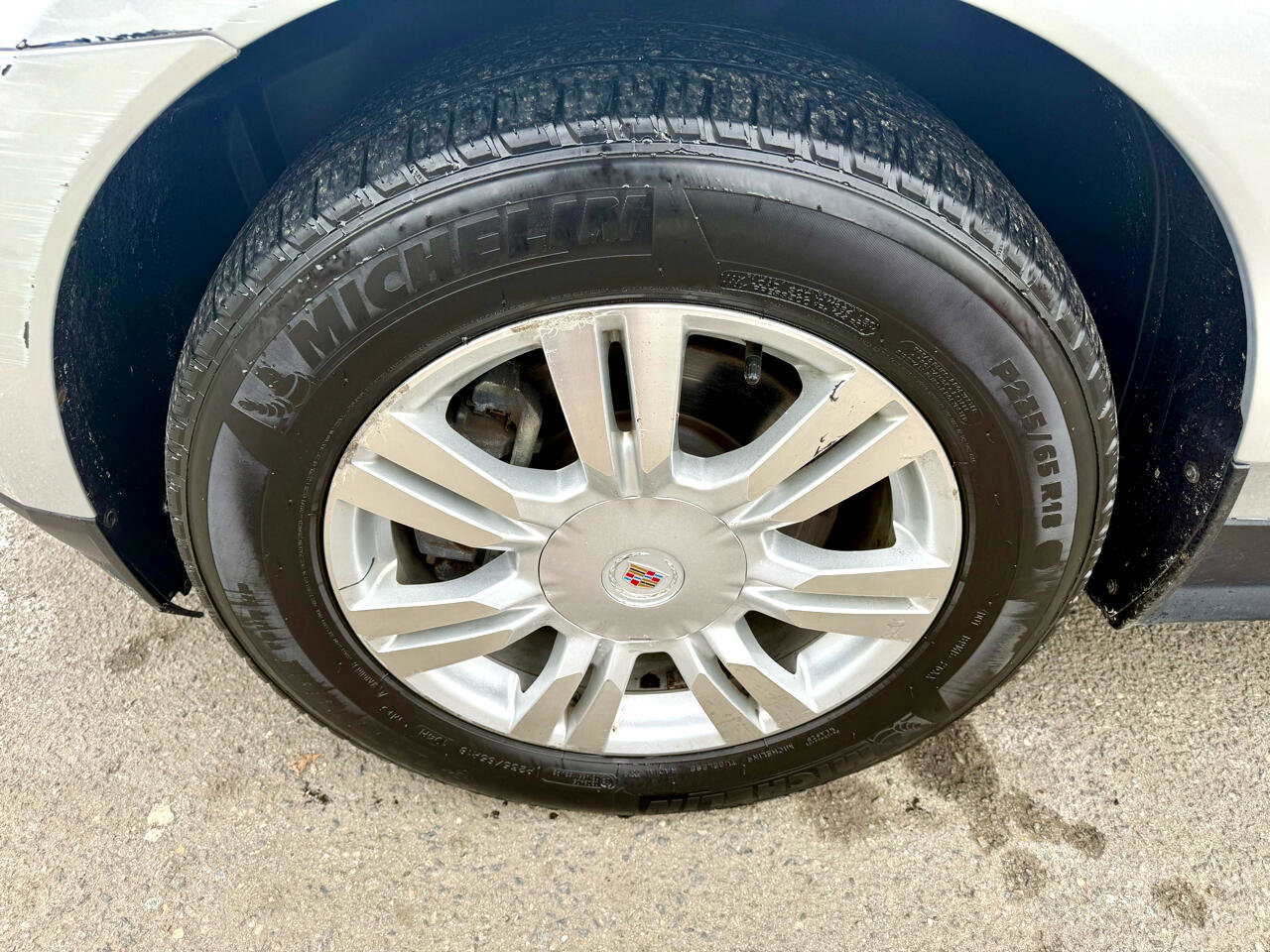 Used 2011 Cadillac SRX Luxury image 10