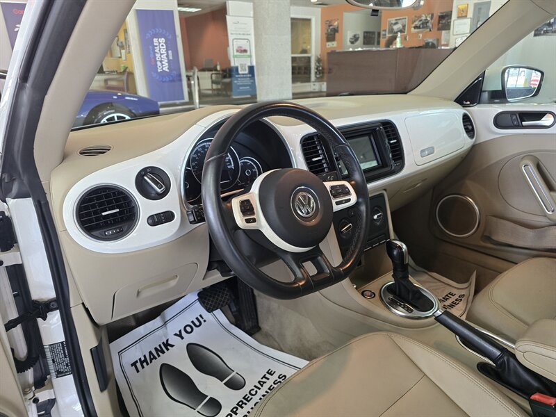 Used 2013 Volkswagen Beetle 2.5 FWD image 8