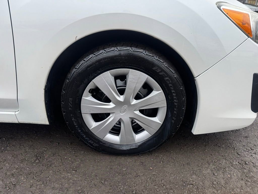 Used 2013 Subaru Impreza 2.0i image 14