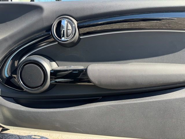 Used 2022 MINI Cooper S image 27