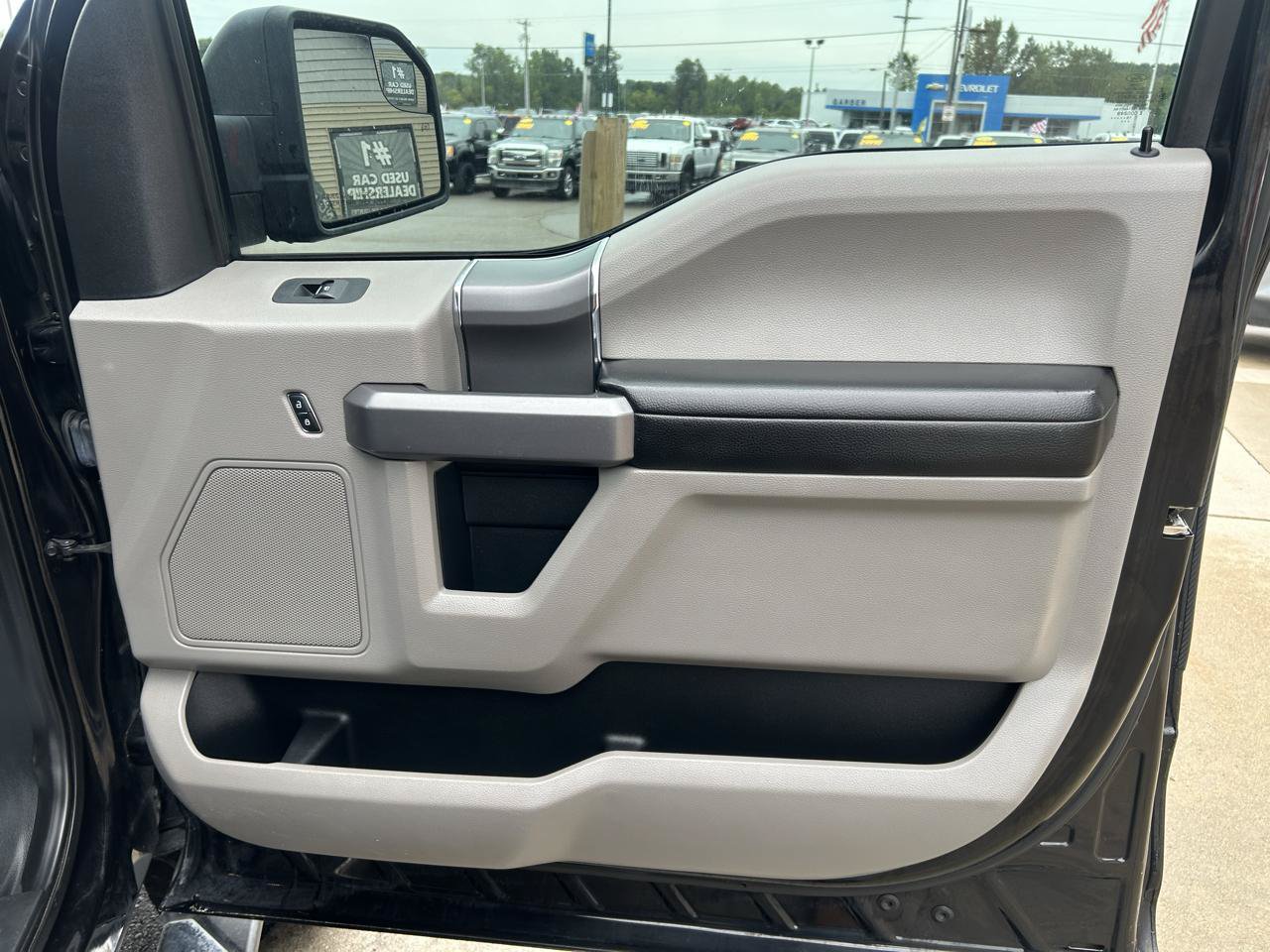 Used 2019 Ford F150 XLT w/ Equipment Group 302A Luxury AWD/4WD image 16