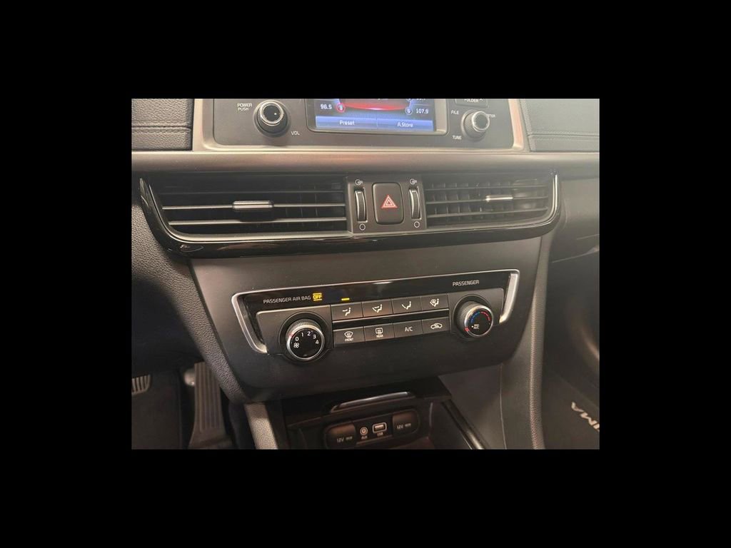 Used 2017 Kia Optima LX FWD image 22