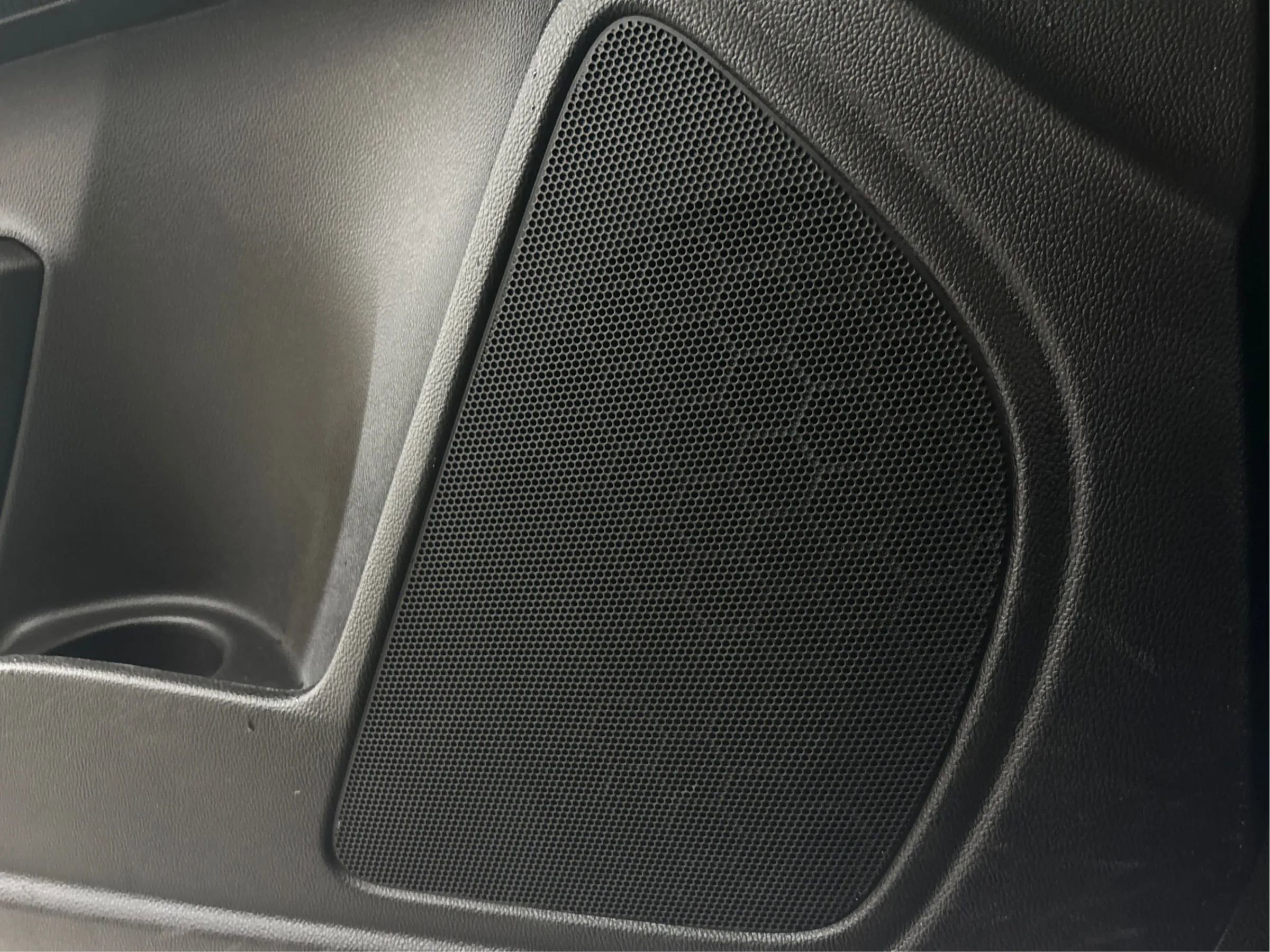 Used 2018 Chevrolet Colorado Z71 image 39