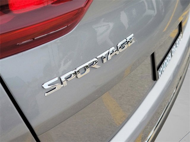 Used 2022 Kia Sportage EX w/ EX Technology Package image 34