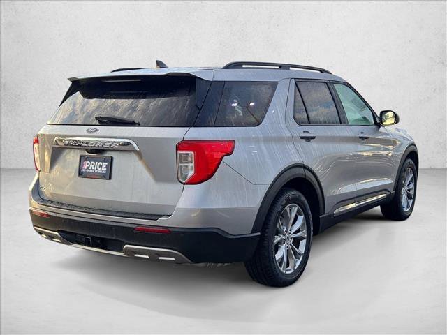 Used 2023 Ford Explorer XLT w/ Equipment Group 202A RWD image 5