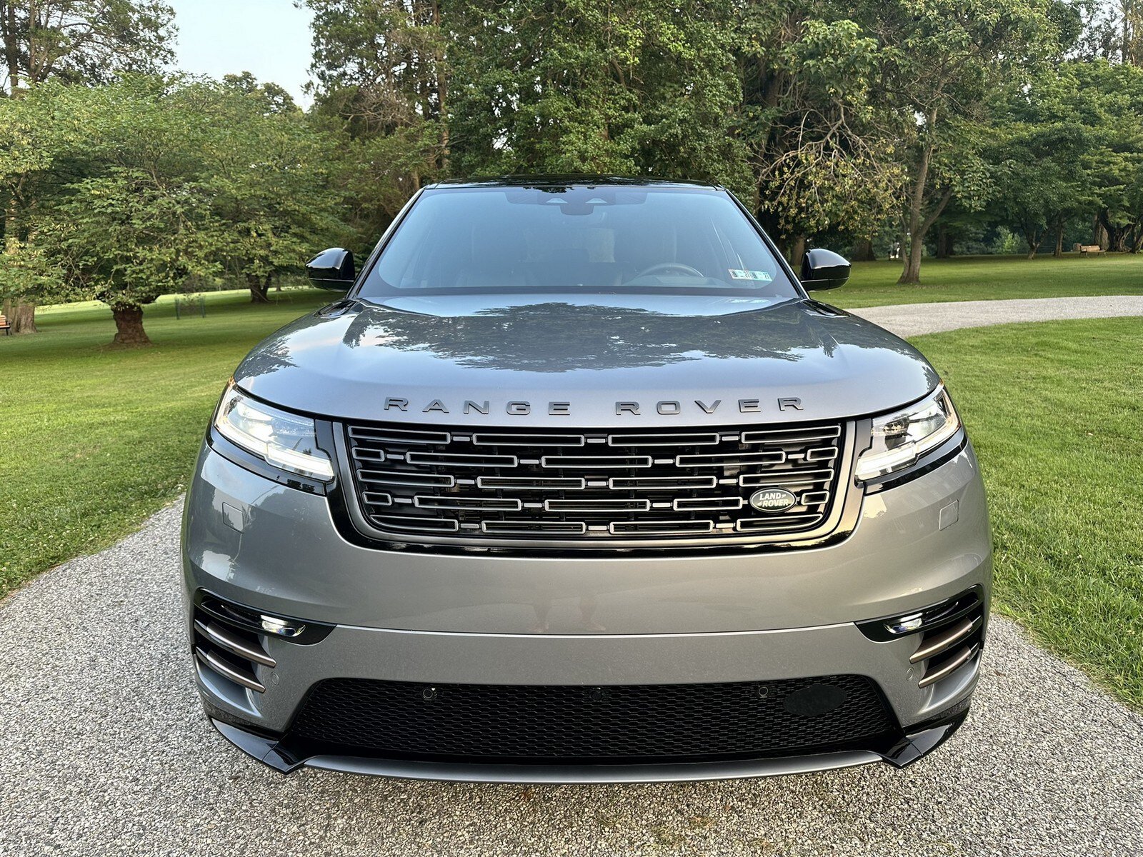 Used 2024 Land Rover Range Rover Velar Dynamic HSE AWD/4WD image 3