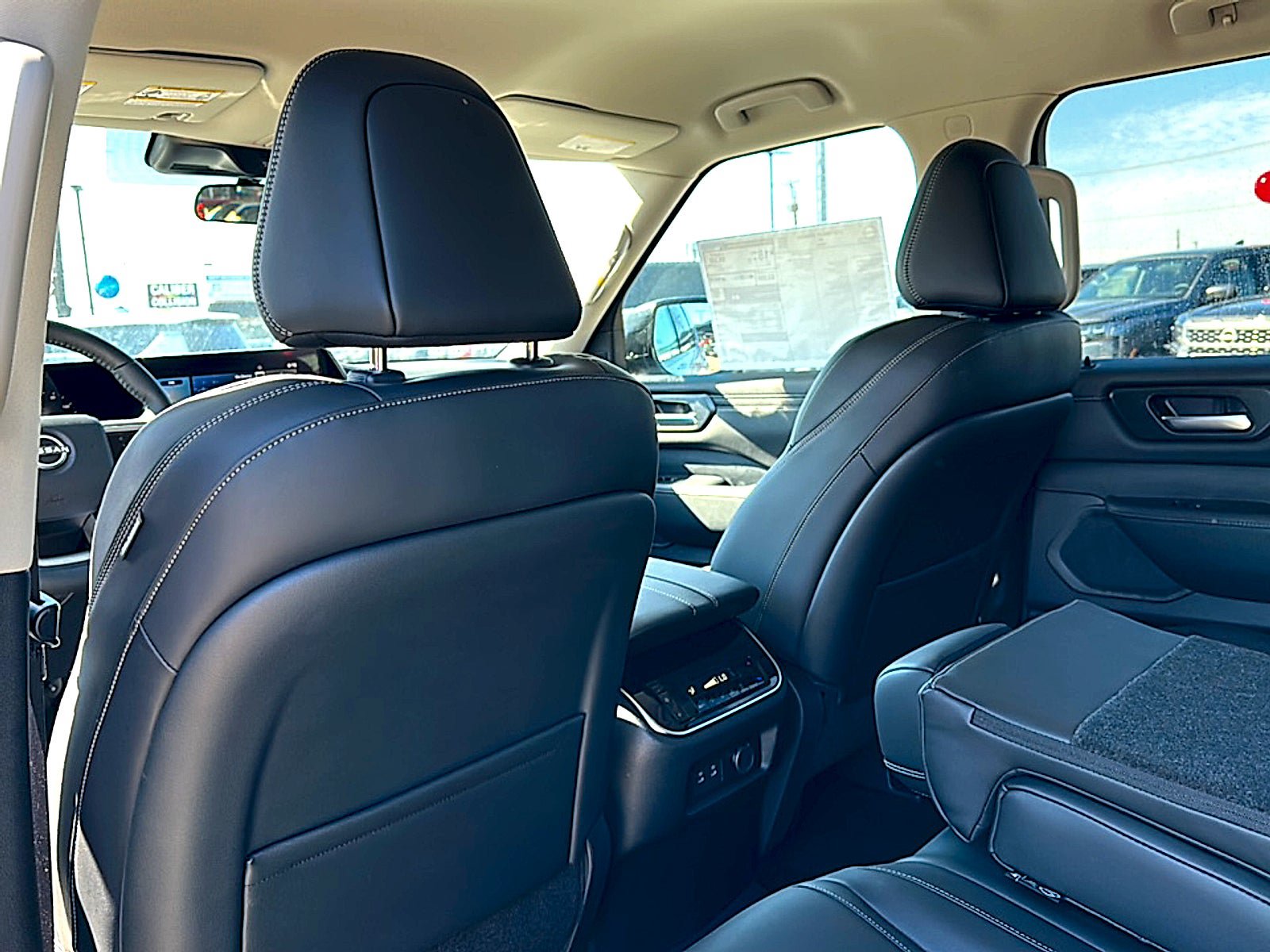 New 2025 Nissan Armada SV RWD image 14