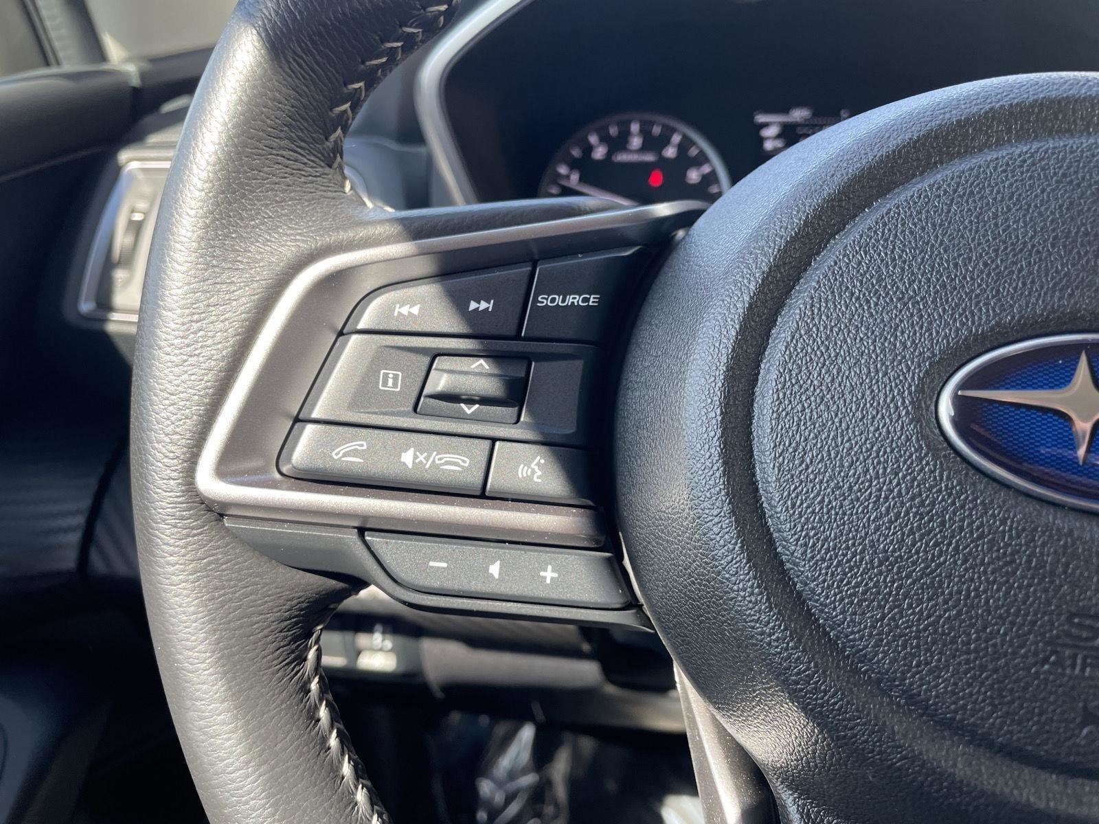 Certified 2025 Subaru Ascent Premium image 17