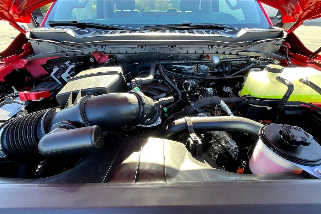 New 2026 Ford F350 XLT w/ FX4 Off-Road Package image 11