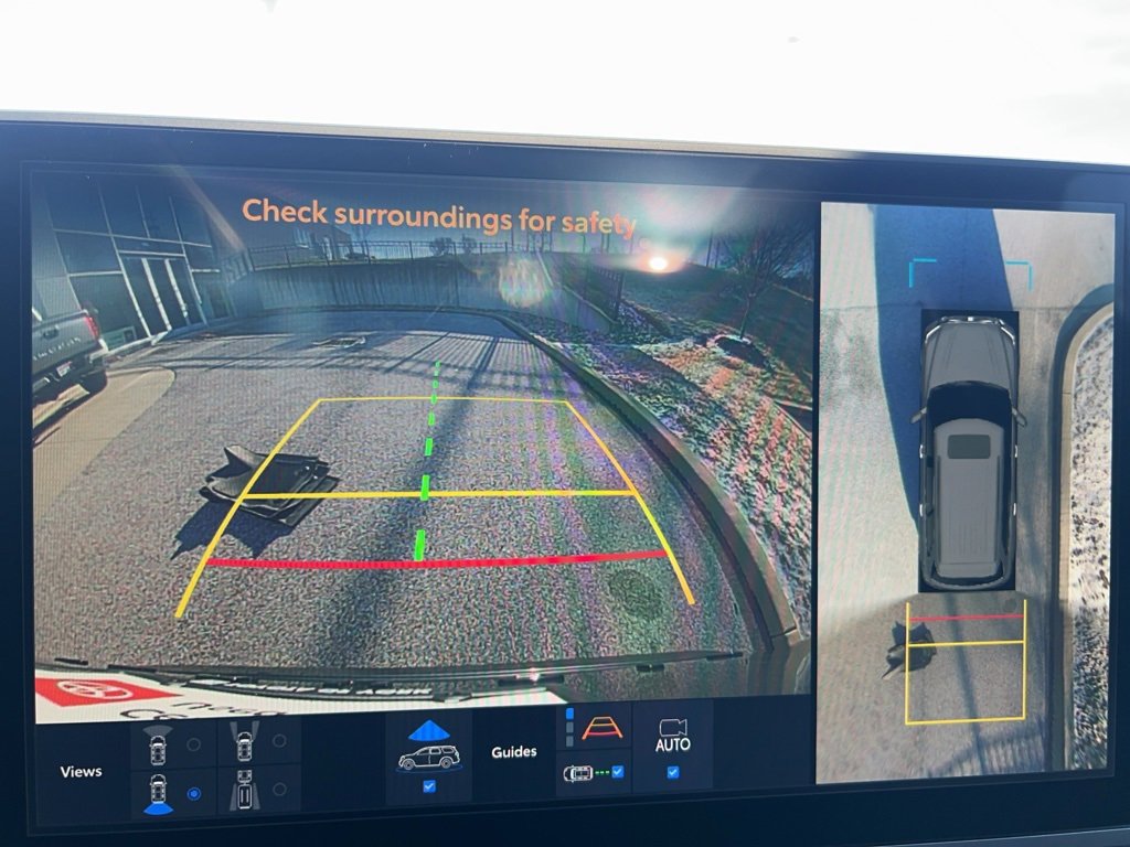 Certified 2025 Toyota Sequoia Platinum image 38