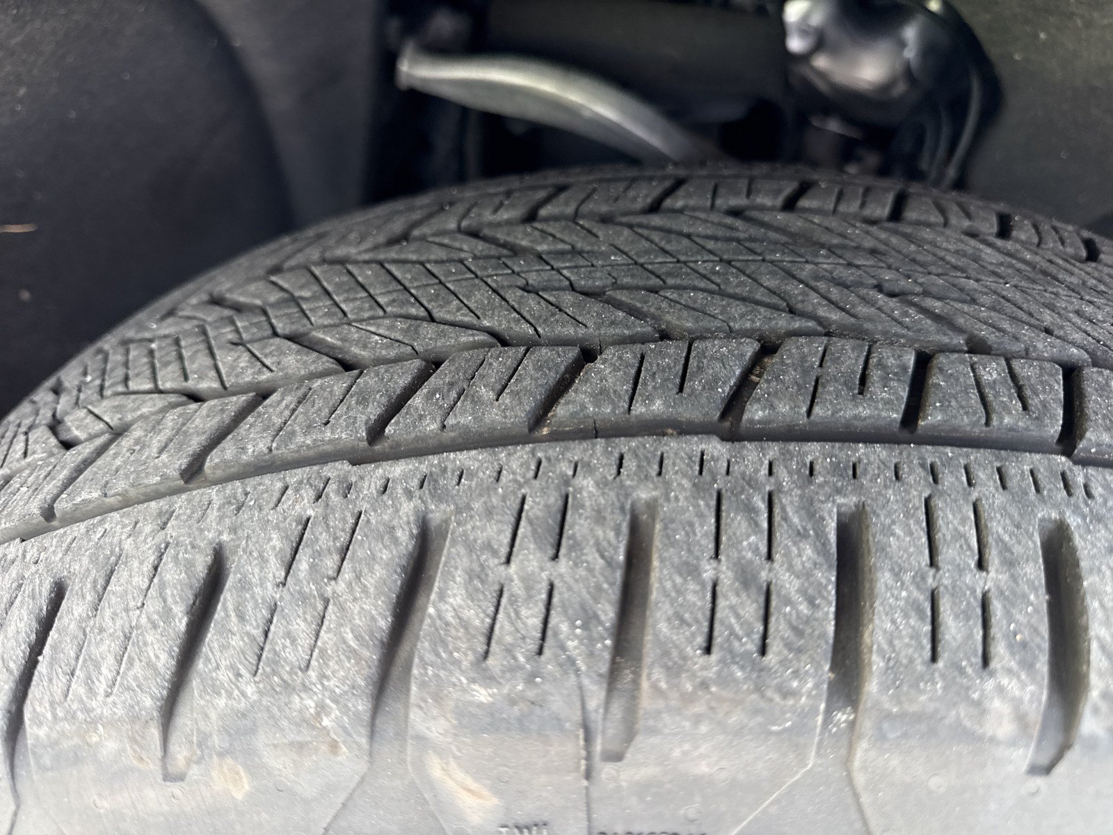 Used 2025 GMC Yukon Denali AWD/4WD image 9