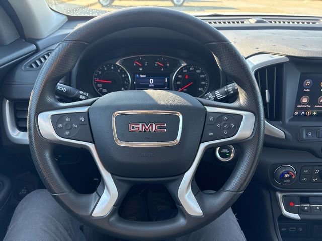 Used 2024 GMC Terrain SLE w/ Driver Convenience Package image 27