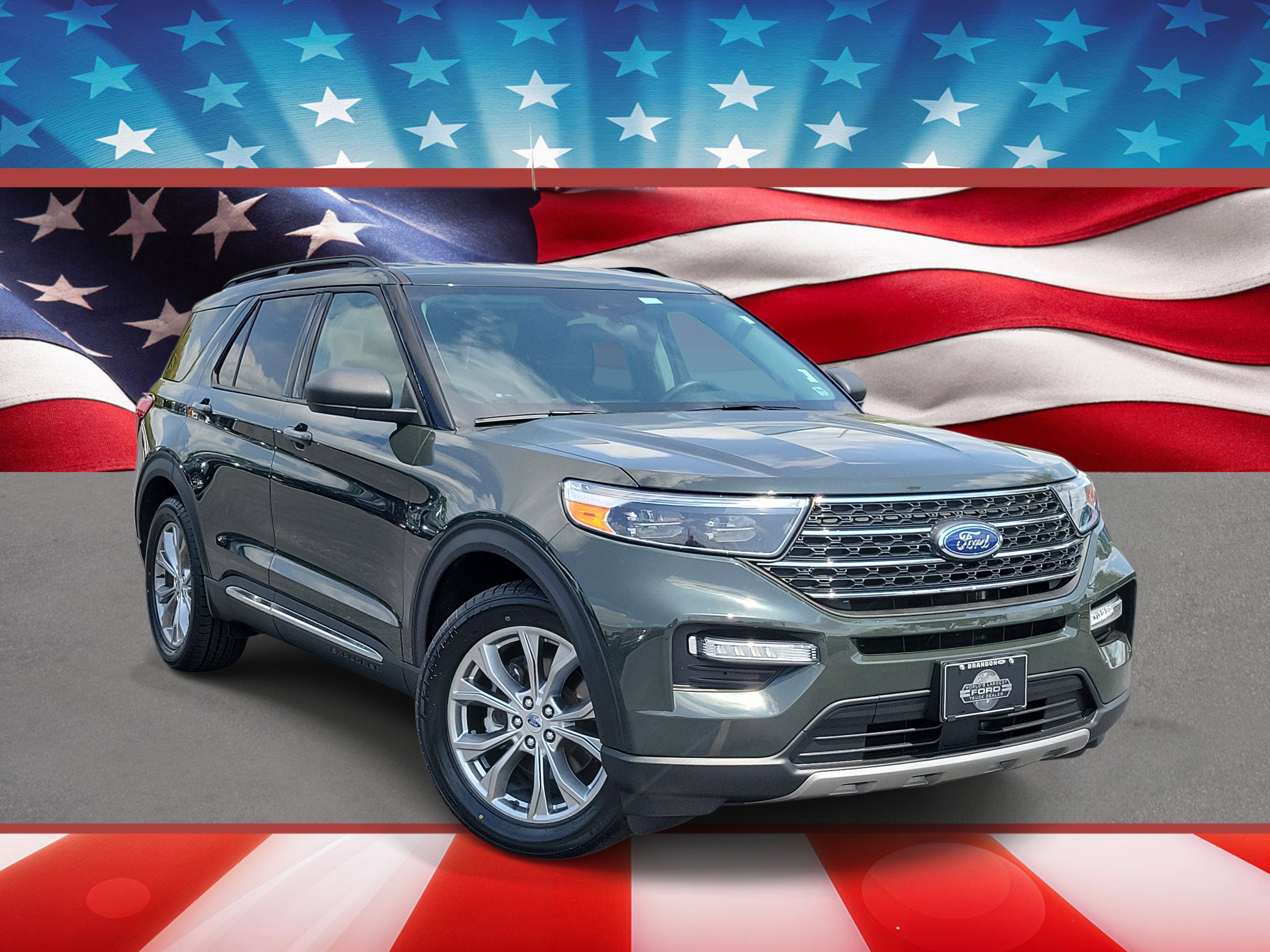 Certified 2022 Ford Explorer XLT w/ Equipment Group 202A RWD image 1