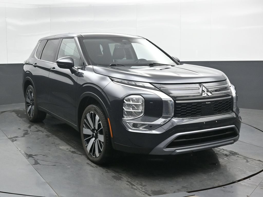 Used 2025 Mitsubishi Outlander SE AWD/4WD image 6