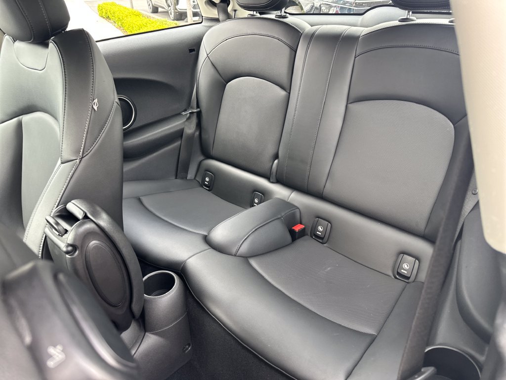 Used 2014 MINI Cooper S FWD image 13