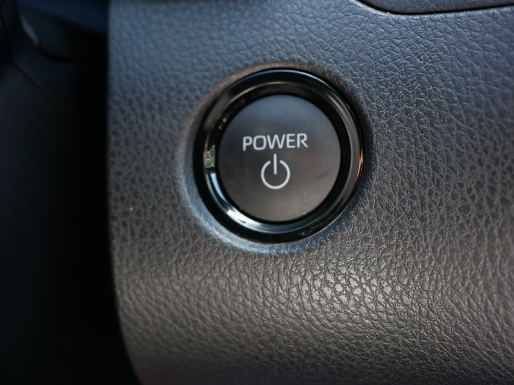Used 2026 Toyota Camry SE FWD image 23