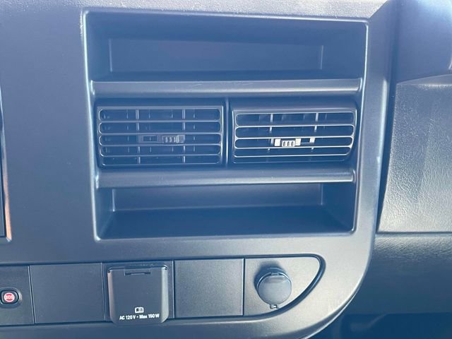 Used 2023 Chevrolet Express 2500 w/ Driver Convenience Package RWD image 16