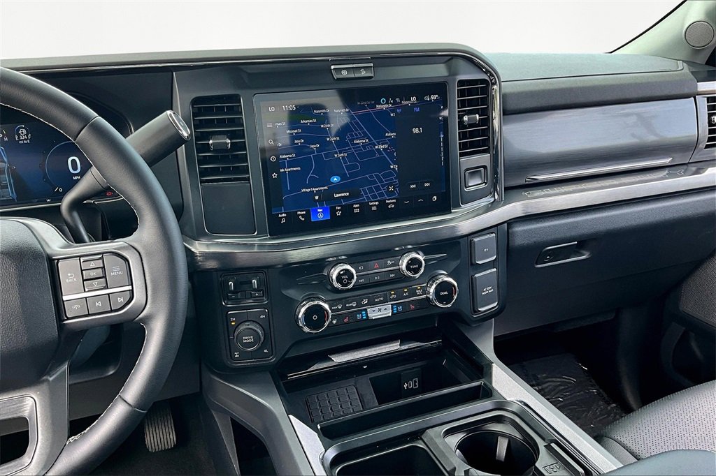 Certified 2025 Ford F250 Lariat image 6