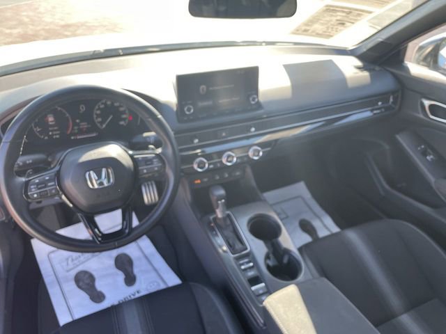Used 2025 Honda Civic Sport image 15