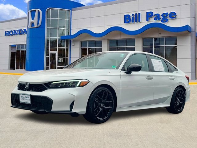 Used 2025 Honda Civic Sport image 2