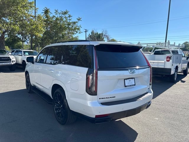 Used 2022 Cadillac Escalade Sport Platinum w/ LPO, ONYX Package AWD/4WD image 6