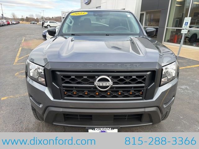 Used 2023 Nissan Frontier S image 2