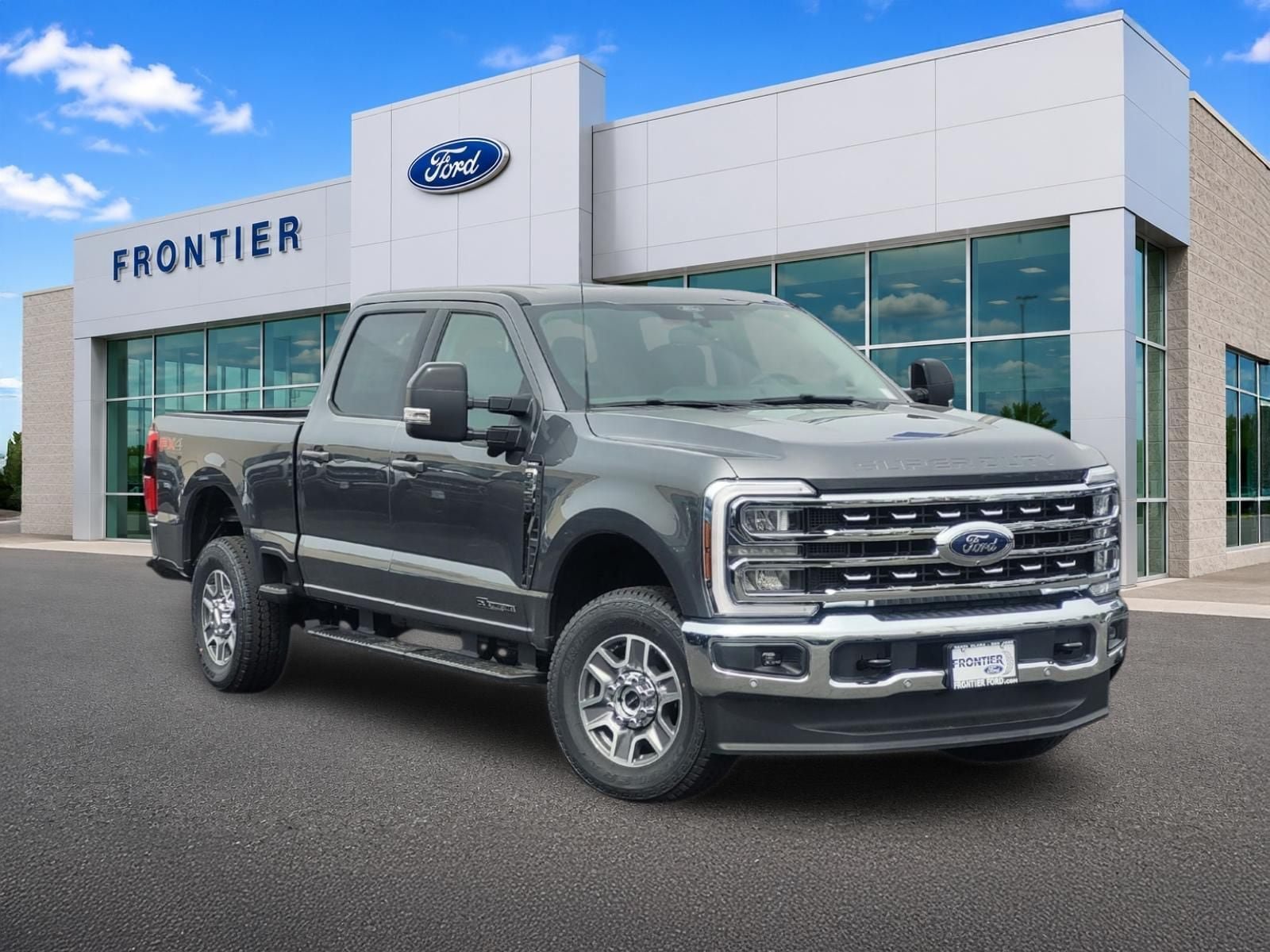 New 2026 Ford F250 Lariat w/ Lariat Premium Package