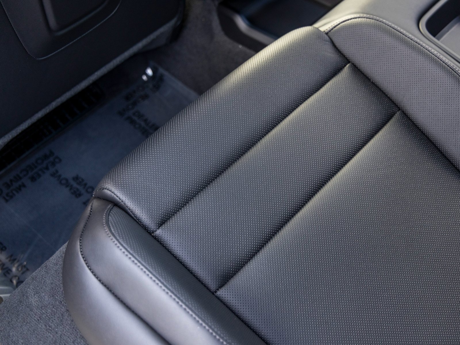 New 2025 Porsche Taycan image 38