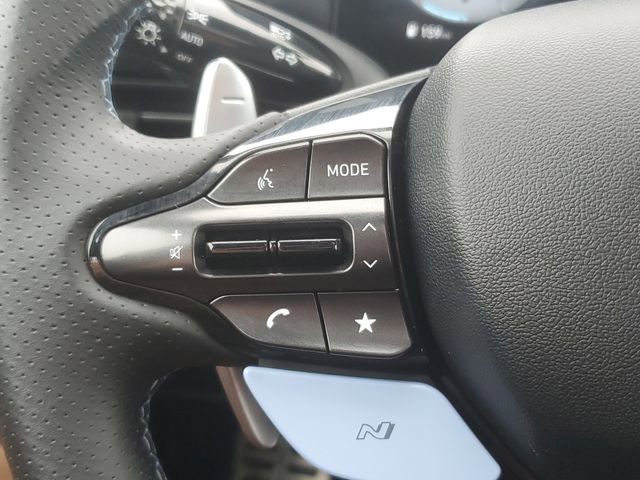Used 2025 Hyundai Elantra N image 23