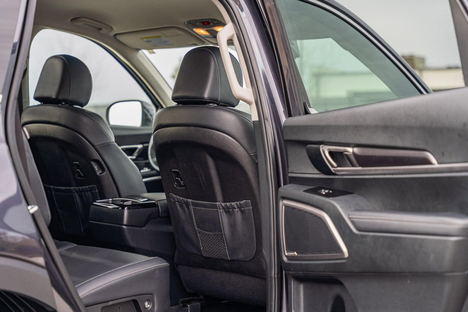 Used 2025 Kia Telluride LX image 14