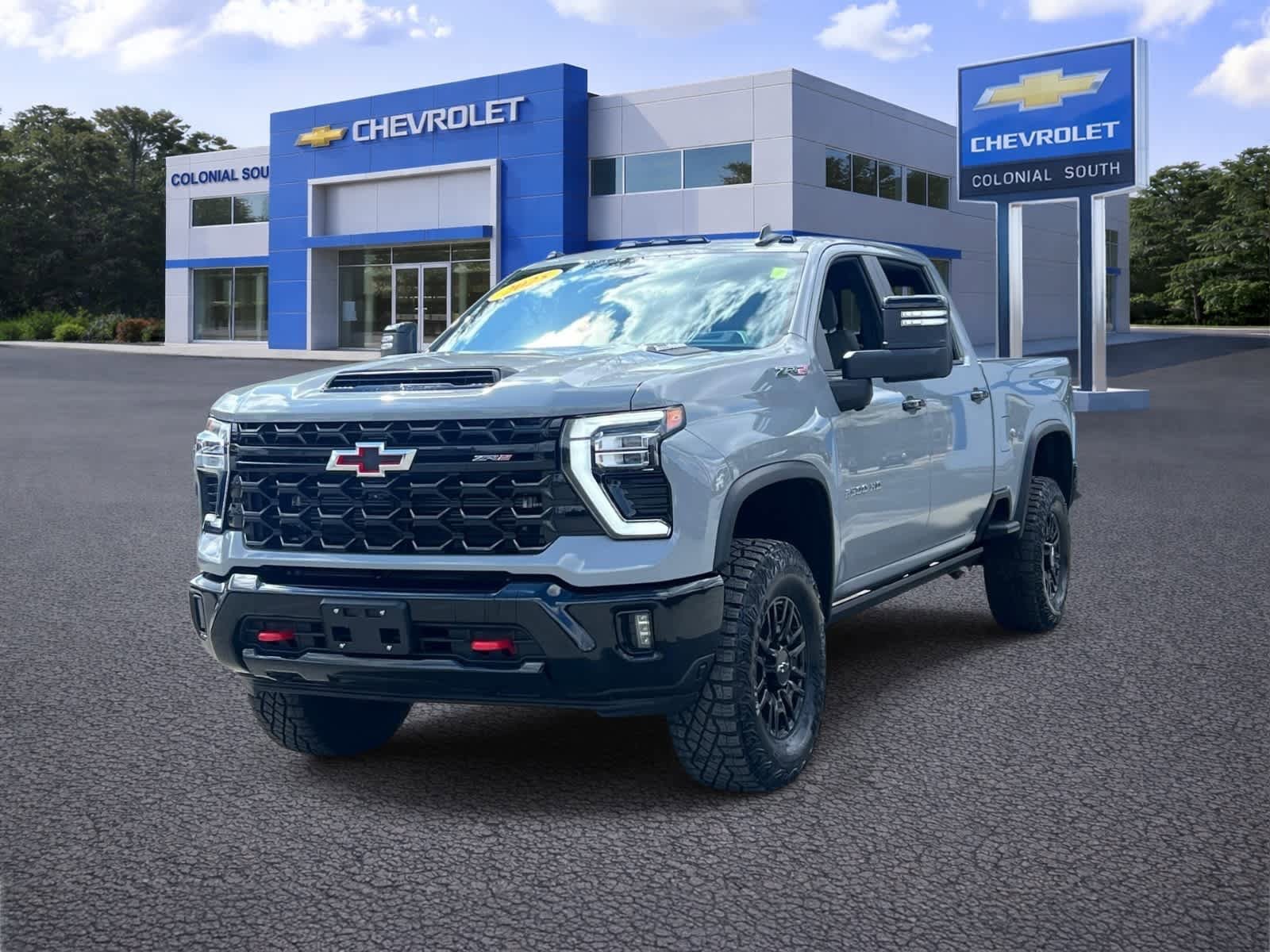Certified 2024 Chevrolet Silverado 2500 ZR2 w/ Technology Package image 2
