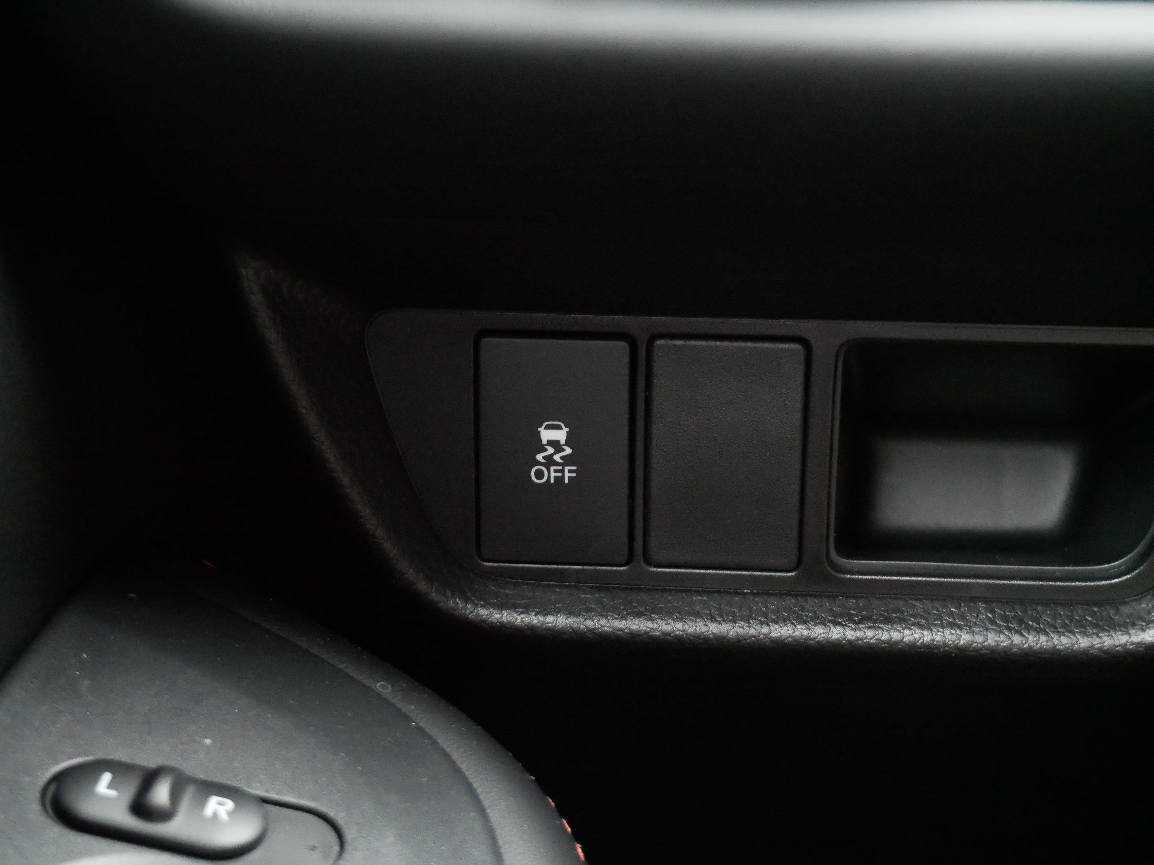 Certified 2027 Honda HR-V Sport image 28