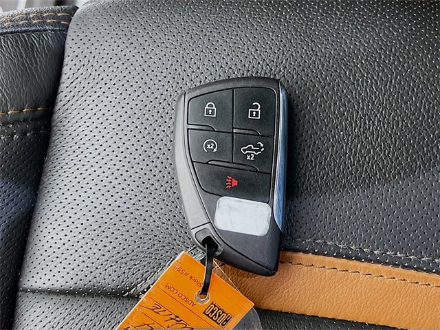 Used 2024 GMC Sierra 1500 AT4 w/ Technology Package image 32