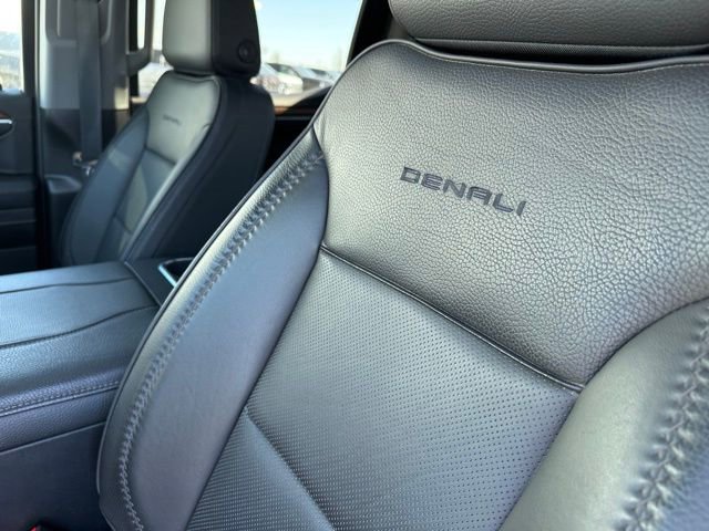 Used 2024 GMC Sierra 1500 Denali w/ Denali Reserve Package AWD/4WD image 14