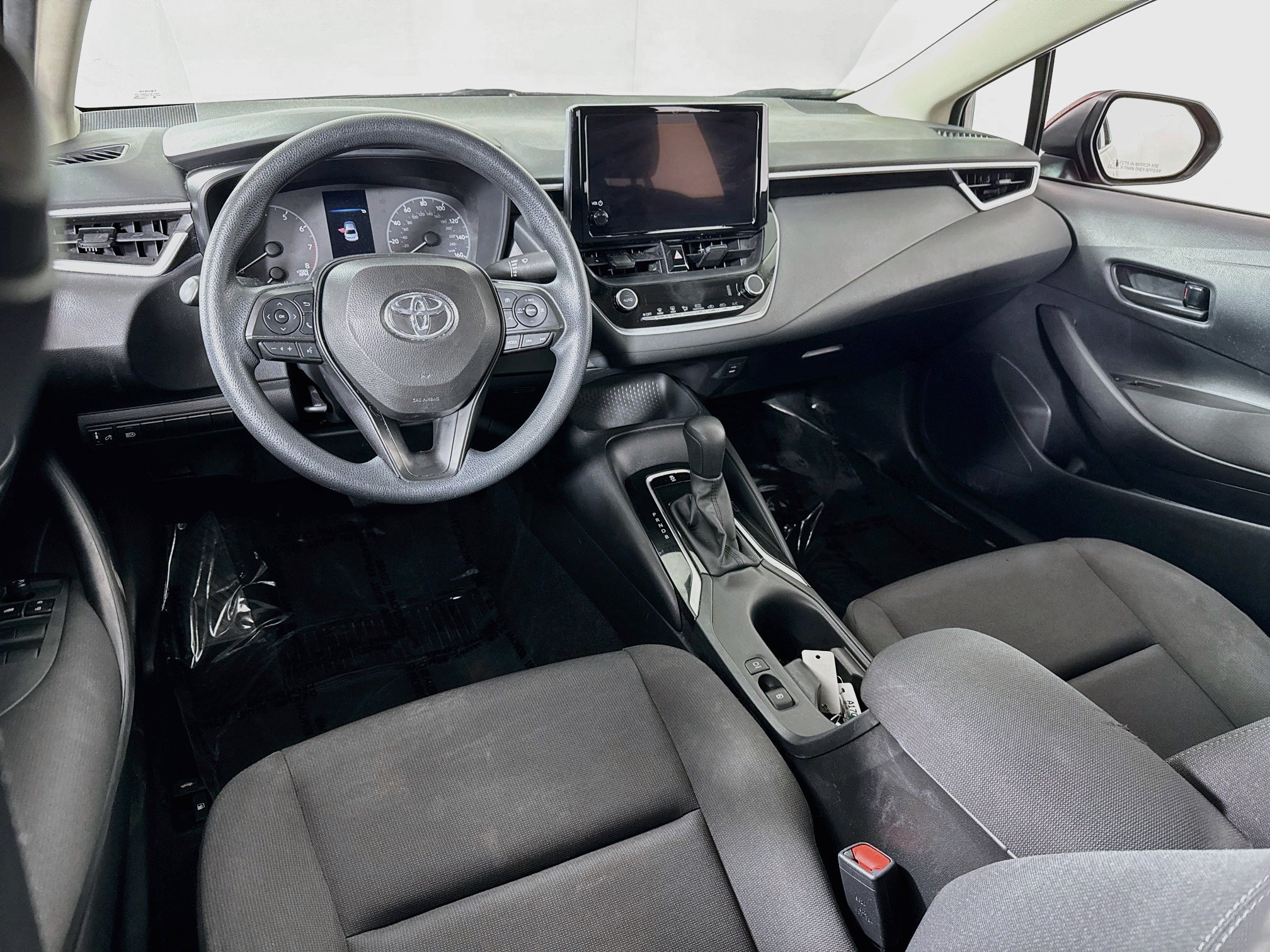 Certified 2025 Toyota Corolla LE FWD image 17