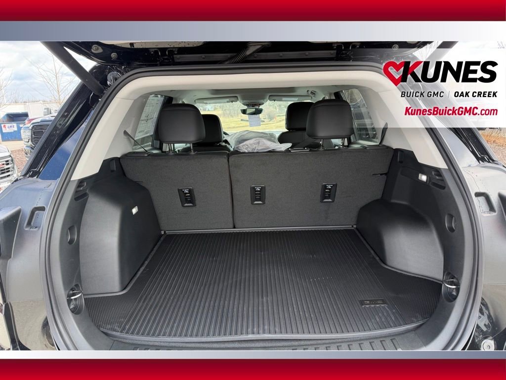 New 2026 GMC Terrain Denali w/ LPO, Floor Liner Package AWD/4WD image 5