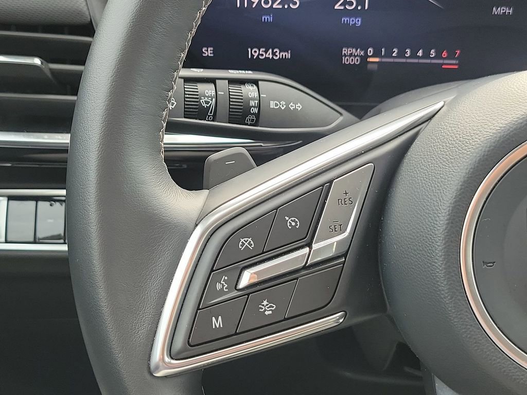 Used 2025 Buick Envision Preferred image 34