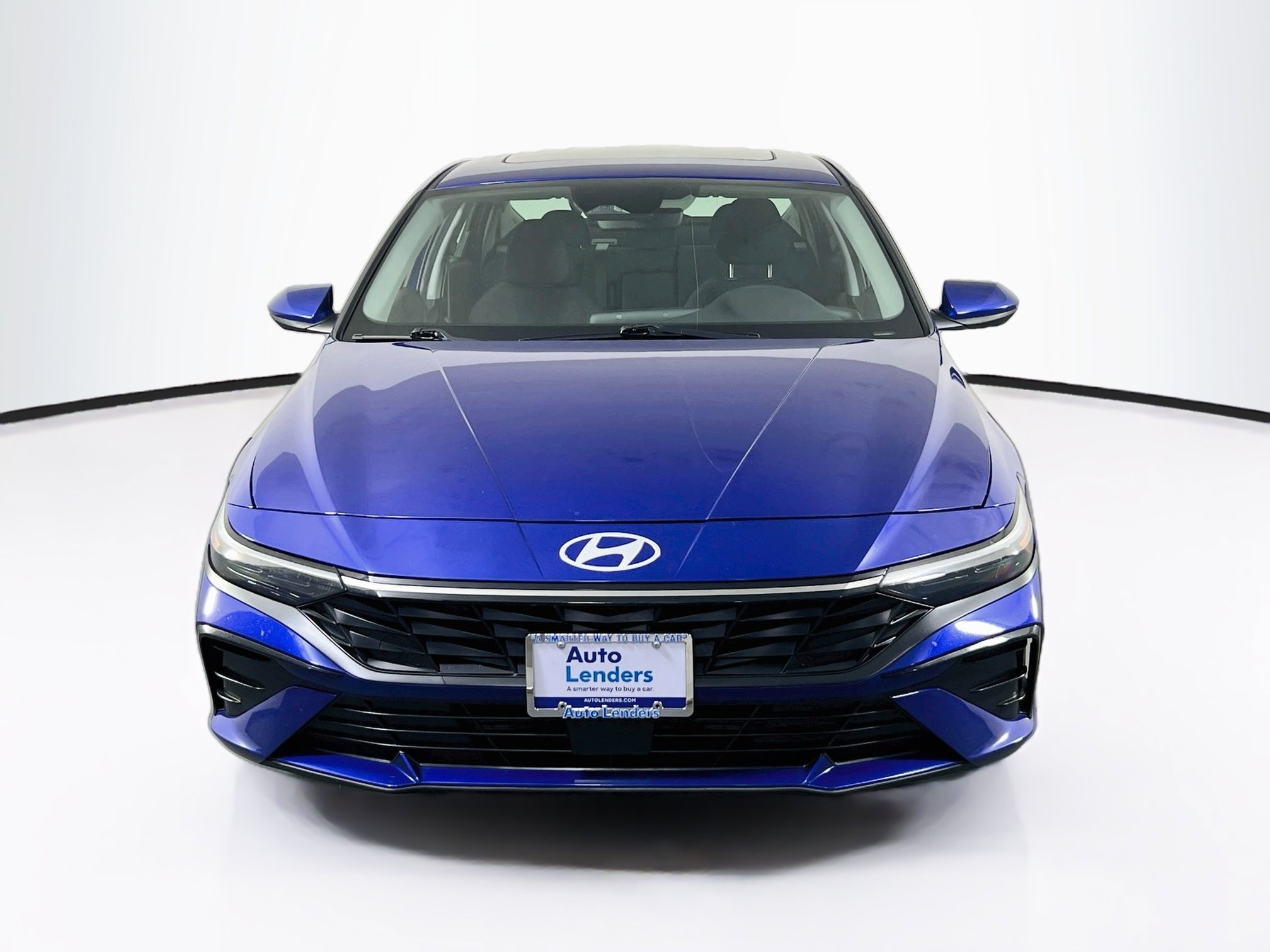 Used 2024 Hyundai Elantra SEL w/ Convenience Package FWD image 2