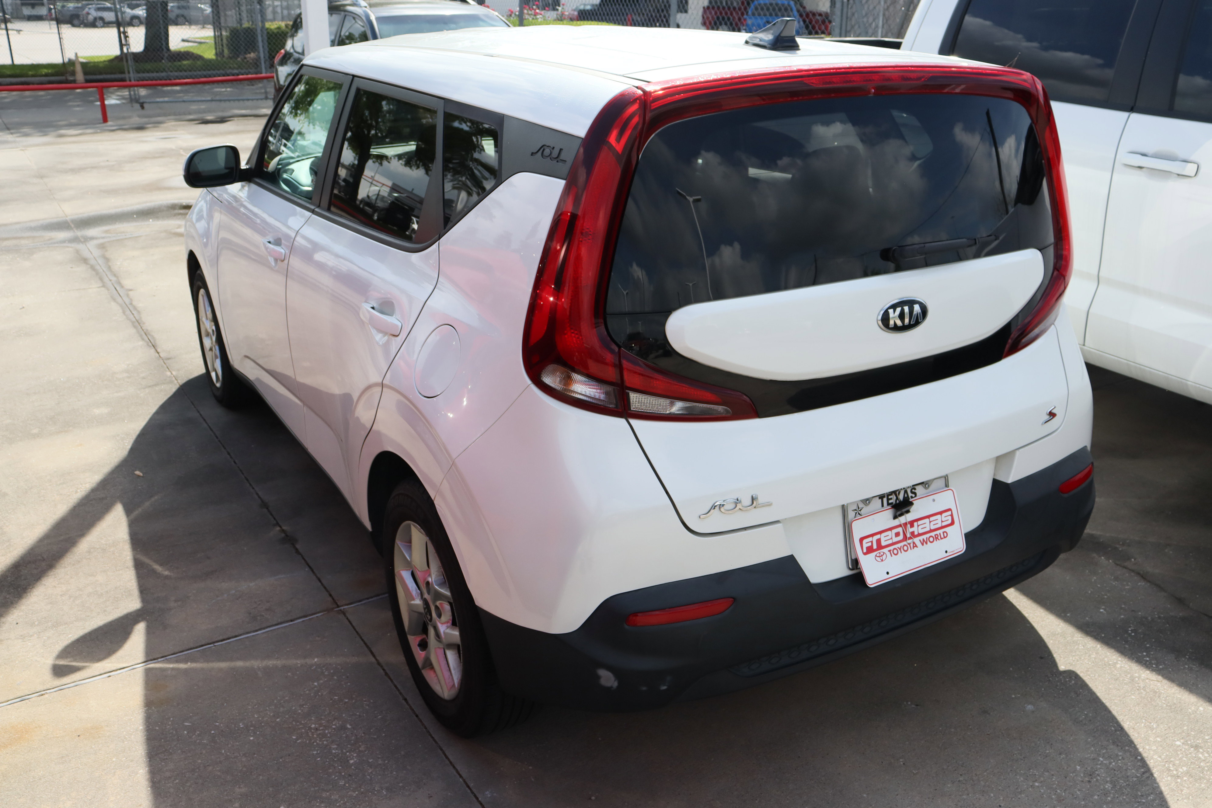 Used 2021 Kia Soul S image 5
