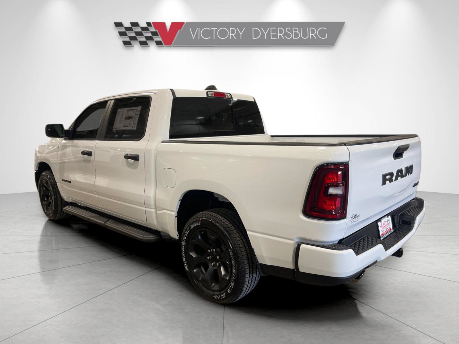 New 2026 RAM 1500 Express AWD/4WD image 6