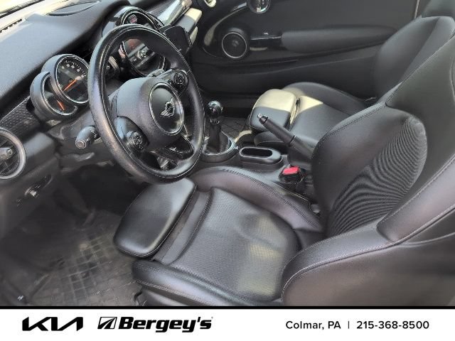 Used 2015 MINI Cooper S FWD image 3