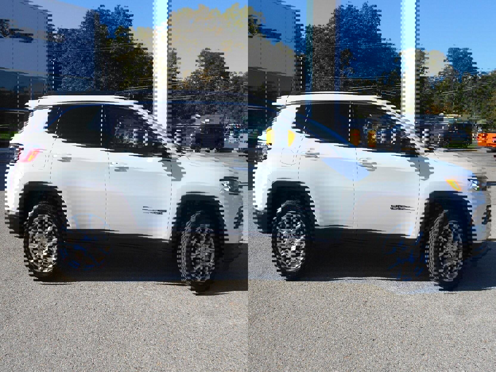Certified 2022 Jeep Compass Latitude image 28