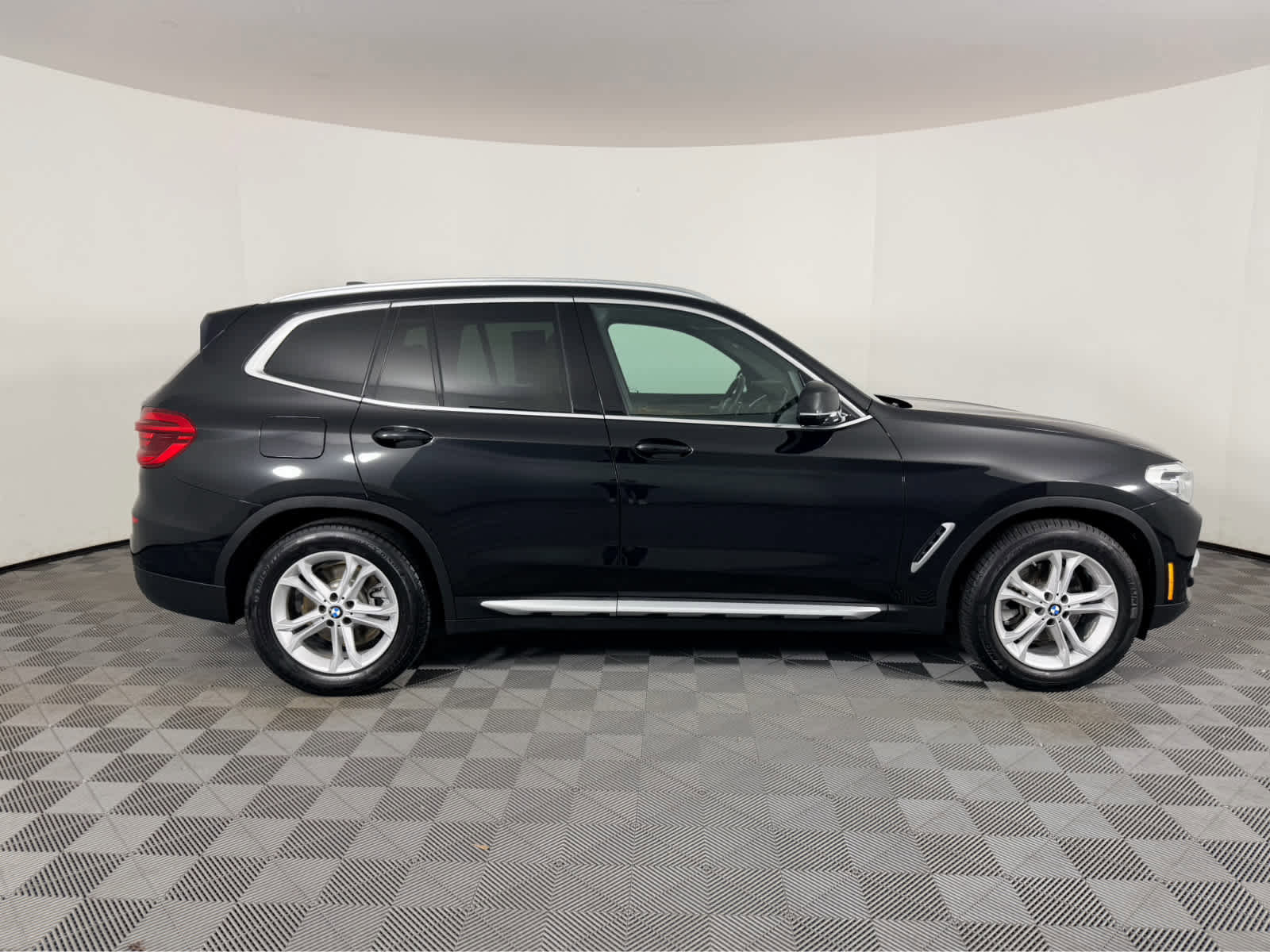 Certified 2023 BMW X3 xDrive30i w/ Premium Package w/ZPA image 2