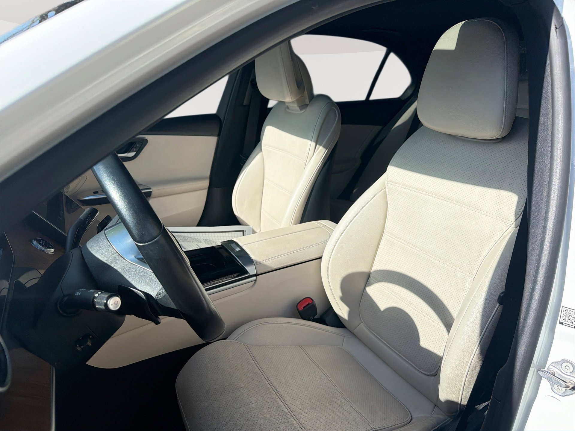 Used 2022 Mercedes-Benz C 300 Sedan image 13