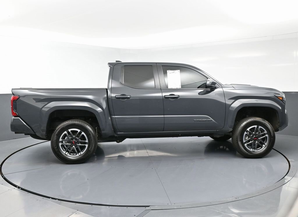 Used 2024 Toyota Tacoma TRD Sport image 8