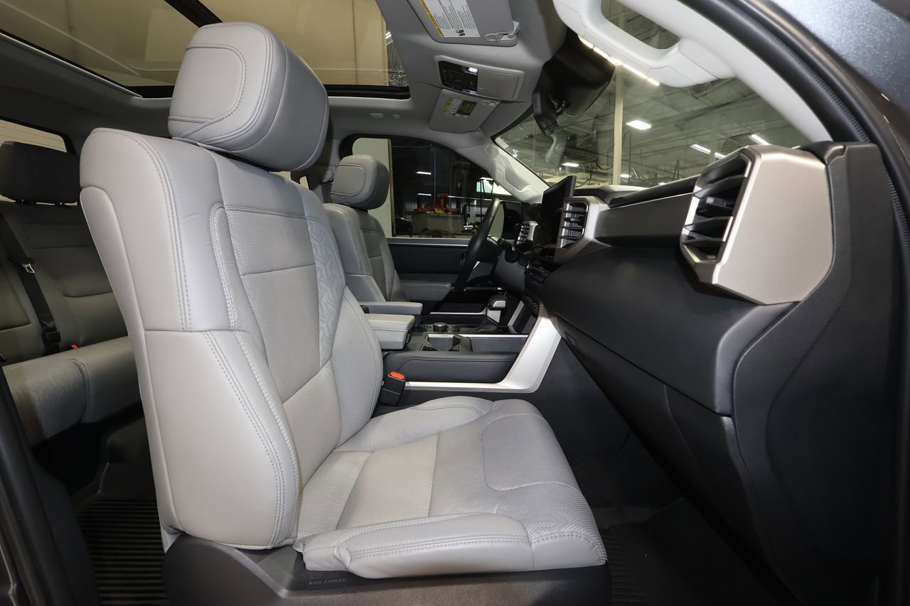 Used 2023 Toyota Tundra Limited image 26